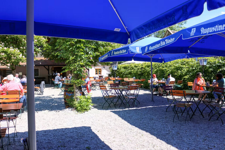 Biergarten im SEEside Kuperschmiede